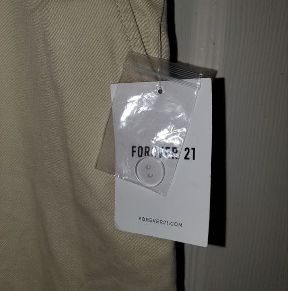 5 for $20 | NWT Forever 21 Cargo Joggers - Picture 7 of 16